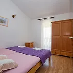 With Parking Space Biograd Na Moru, Biograd - 18665 Διαμέρισμα *