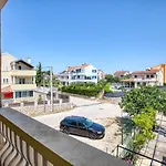 With Parking Space Biograd Na Moru, Biograd - 18665 Διαμέρισμα *