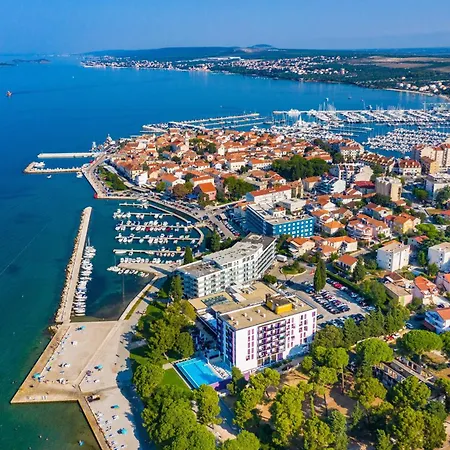With Parking Space Biograd Na Moru, Biograd - 18665 Διαμέρισμα *