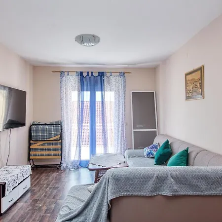 With Parking Space Biograd Na Moru, Biograd - 18665 Апартаменты Биоград-на-Мору