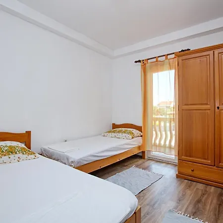 Апартаменты With Parking Space Biograd Na Moru, Biograd - 18665 *