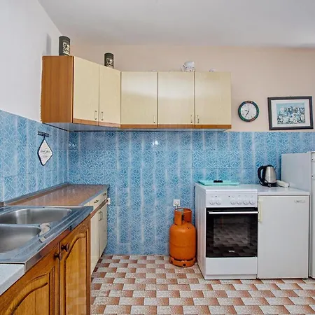 With Parking Space Biograd Na Moru, Biograd - 18665 بيوغْغاد نا موغو
